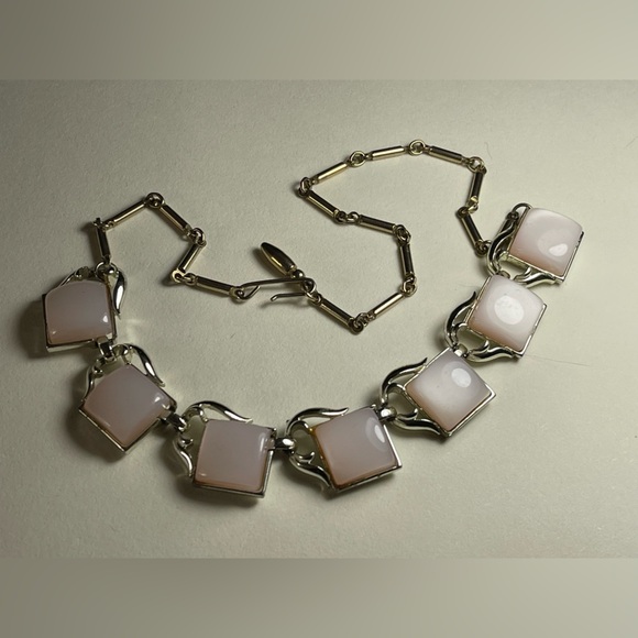 Vintage - CORO - Complete Set - White Moonray - Thermoset Lucite - 1956 - Picture 13 of 14